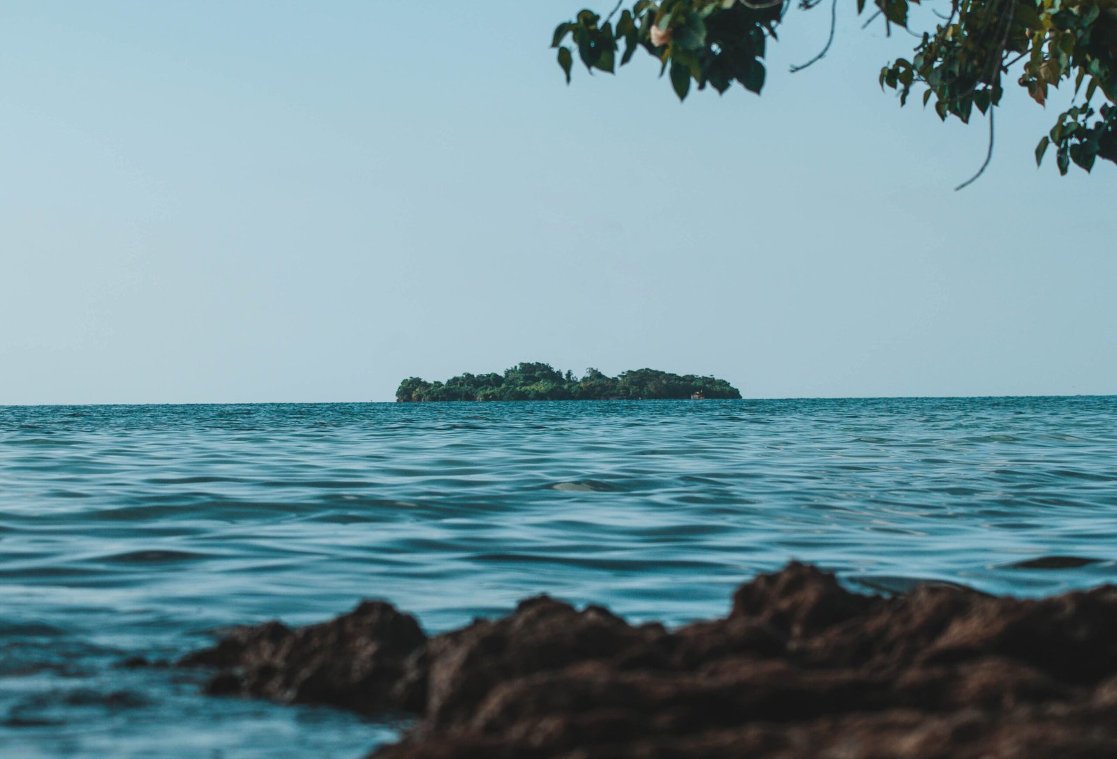 Explore the natural beauty of the Negril Lighthouse