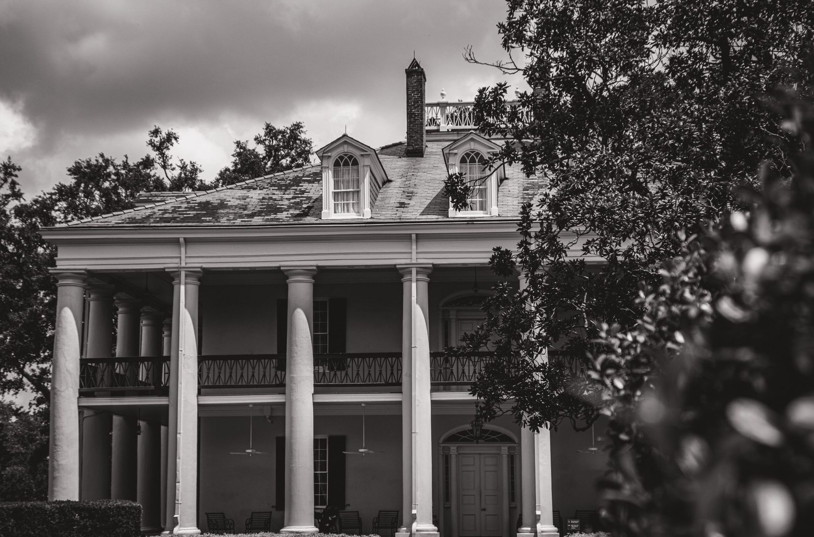 Explore the antebellum mansion, Rosalie