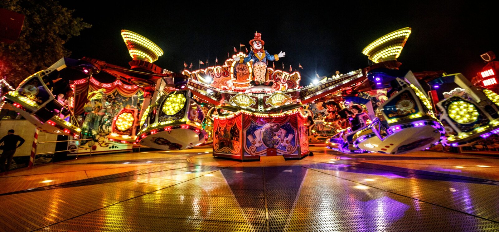 Discover the attractions at **Adventuredome Indoor Amusement Park** in Circus Circus.