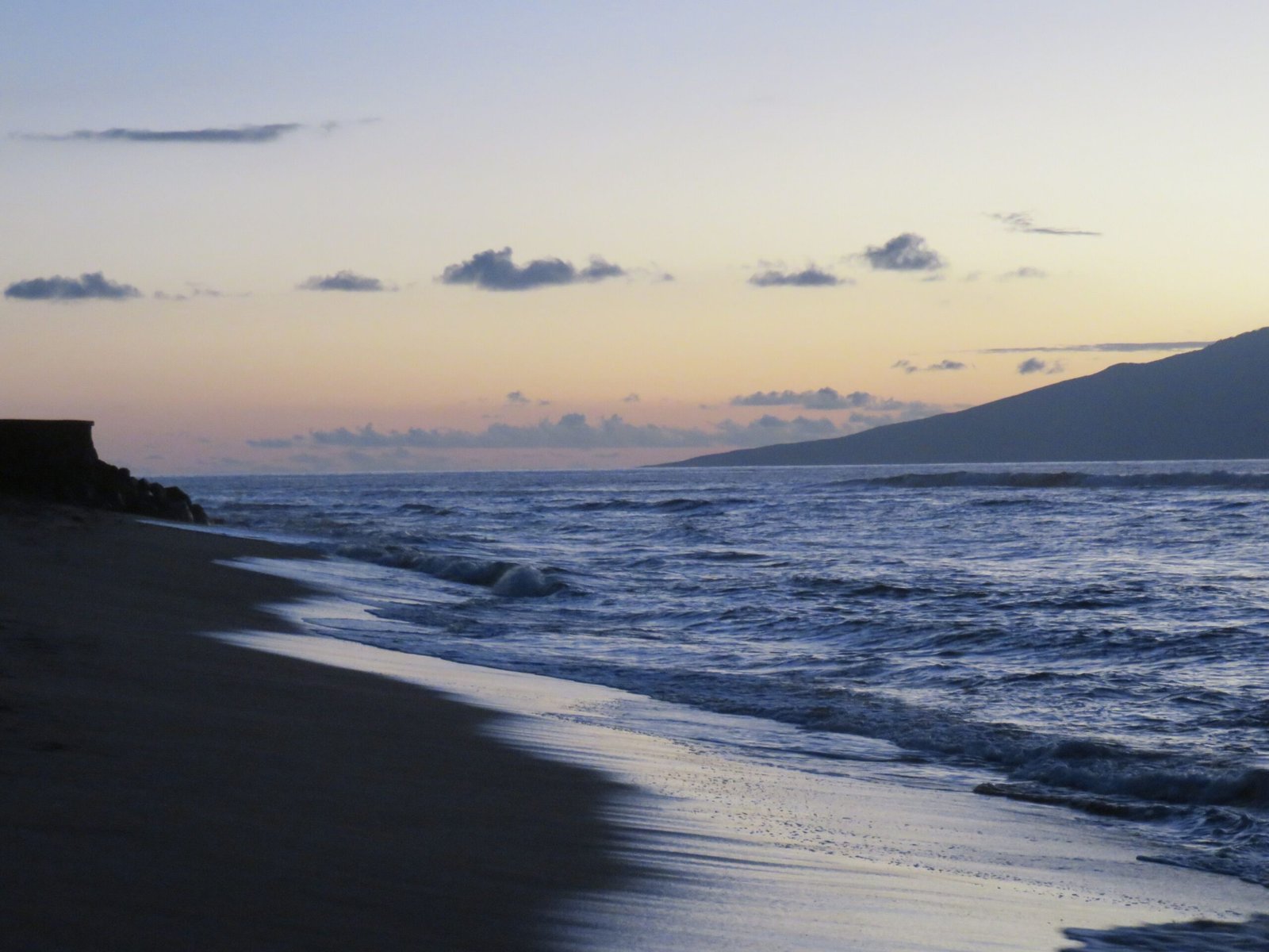 Enjoy a picnic at the beautiful Kaanapali Beach.