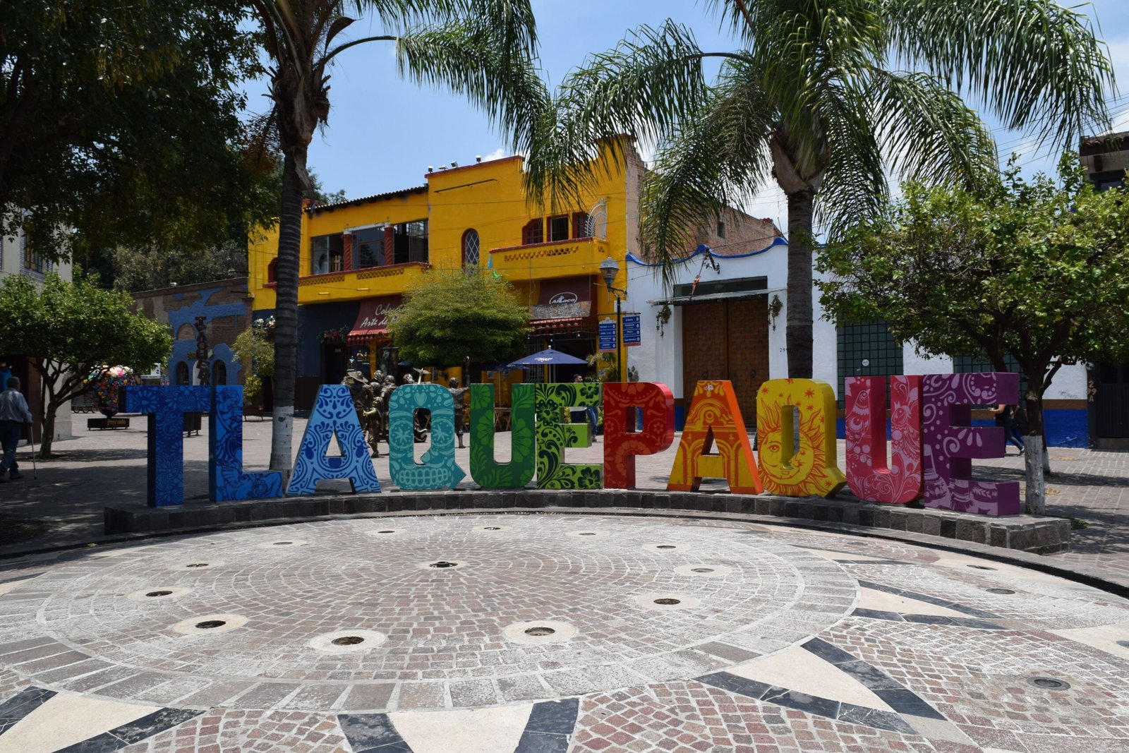 Stroll through the Tlaquepaque Arts & Shopping Village
