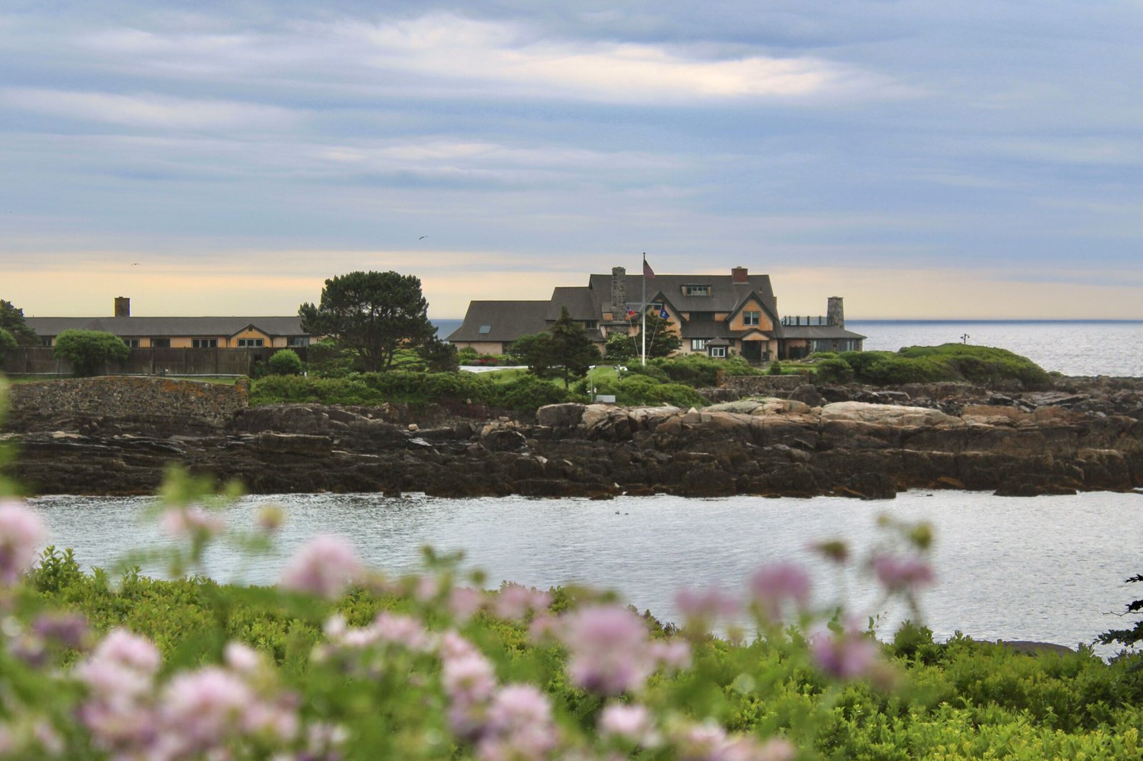 Stroll along the picturesque Kennebunkport Riverwalk