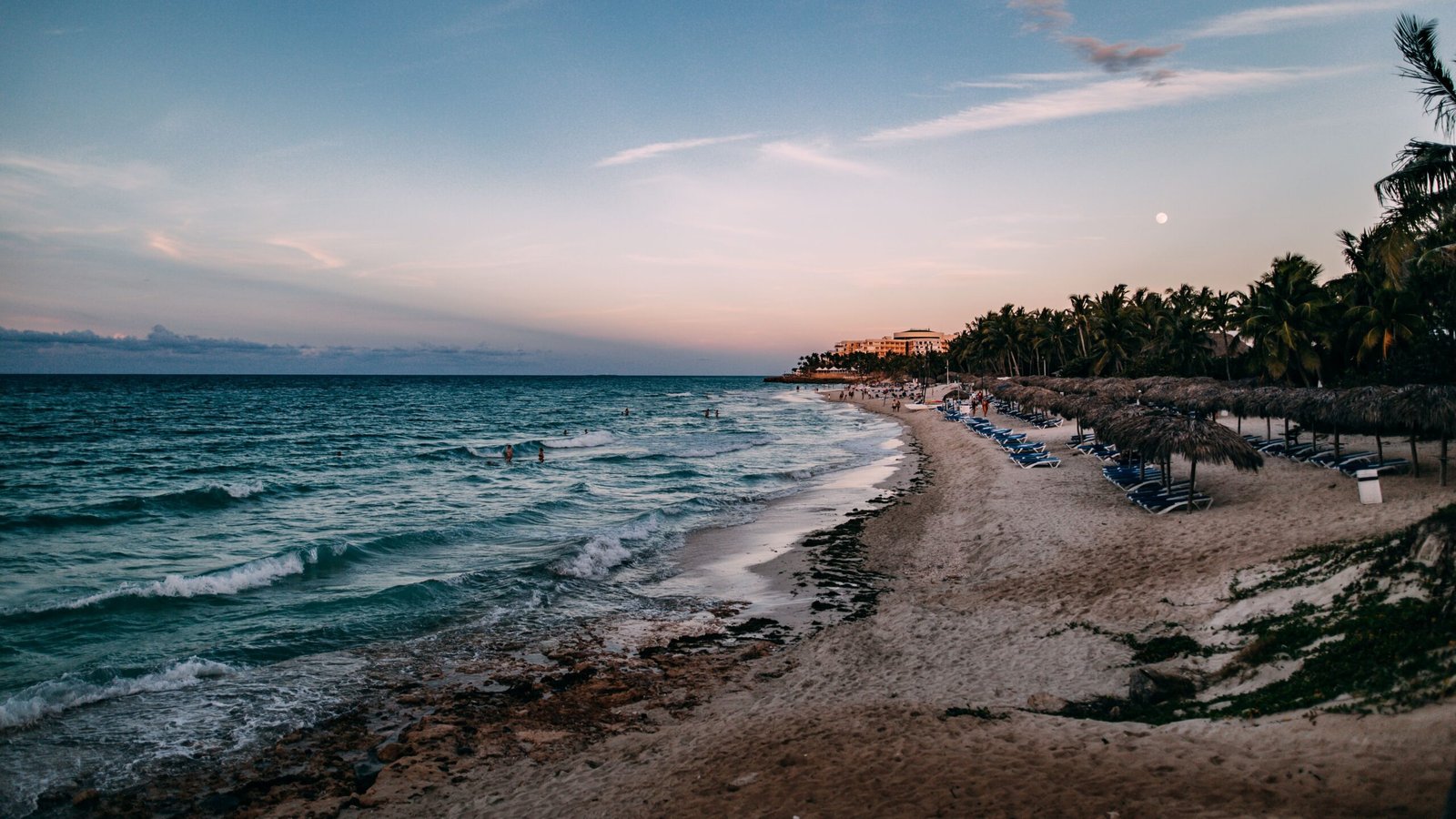 Relax on the stunning beaches of Varadero