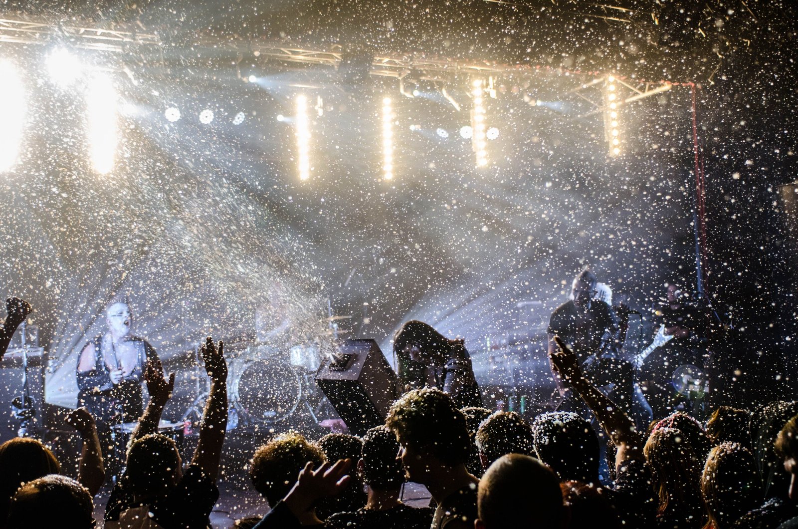 Attend a live performance at the Fox Theatre