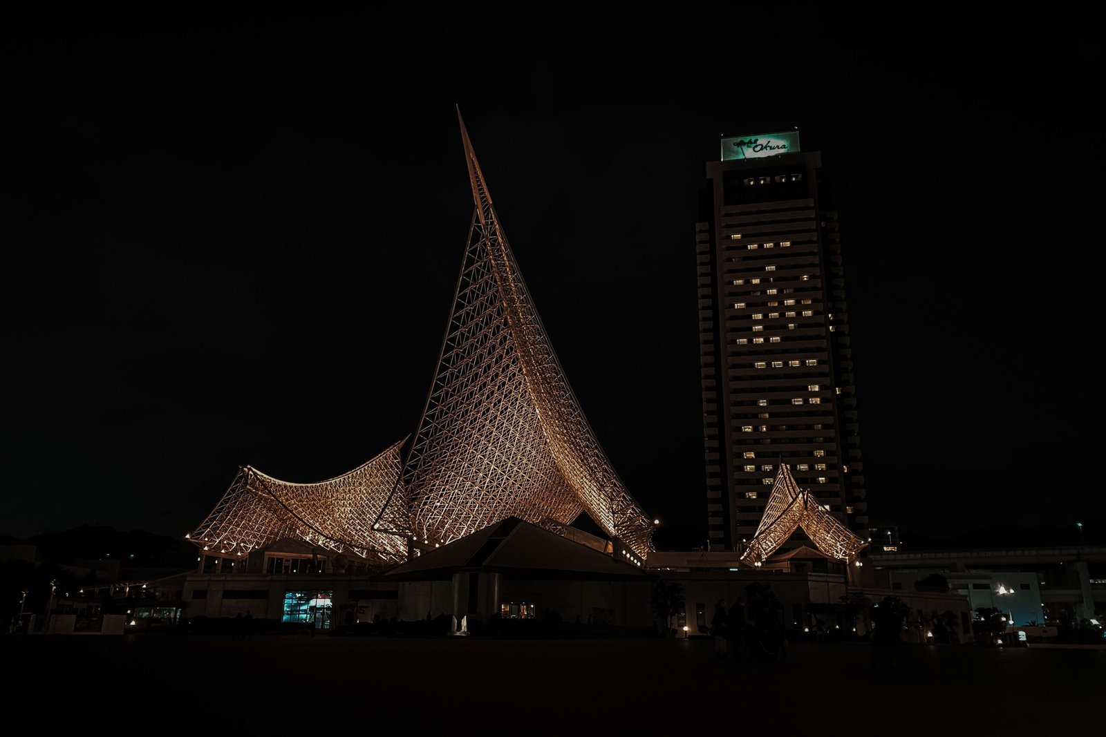Discover the history at the Kobe City Museum.