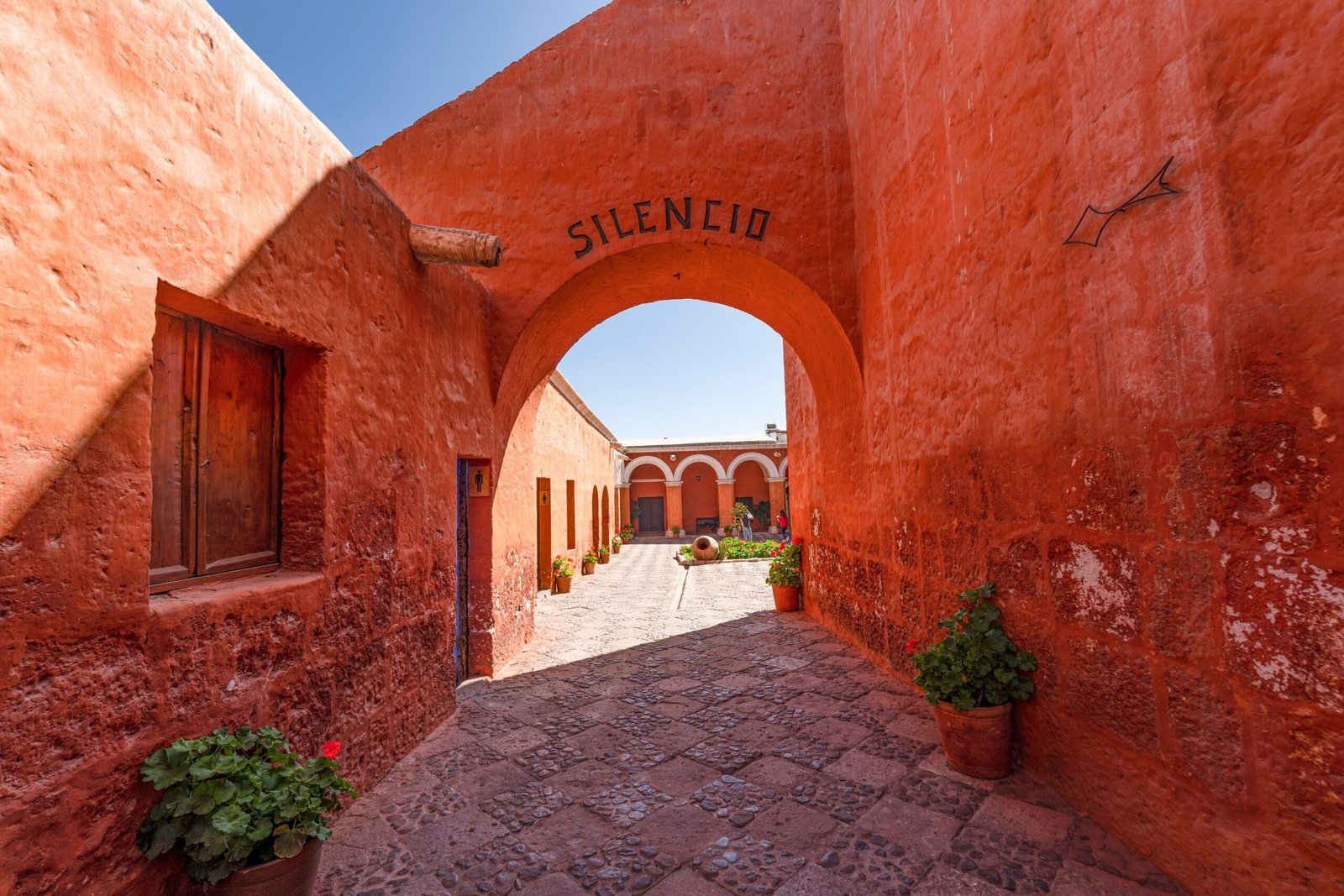 Sure! Here are 25 of the best things to do in Loreto, Mexico: