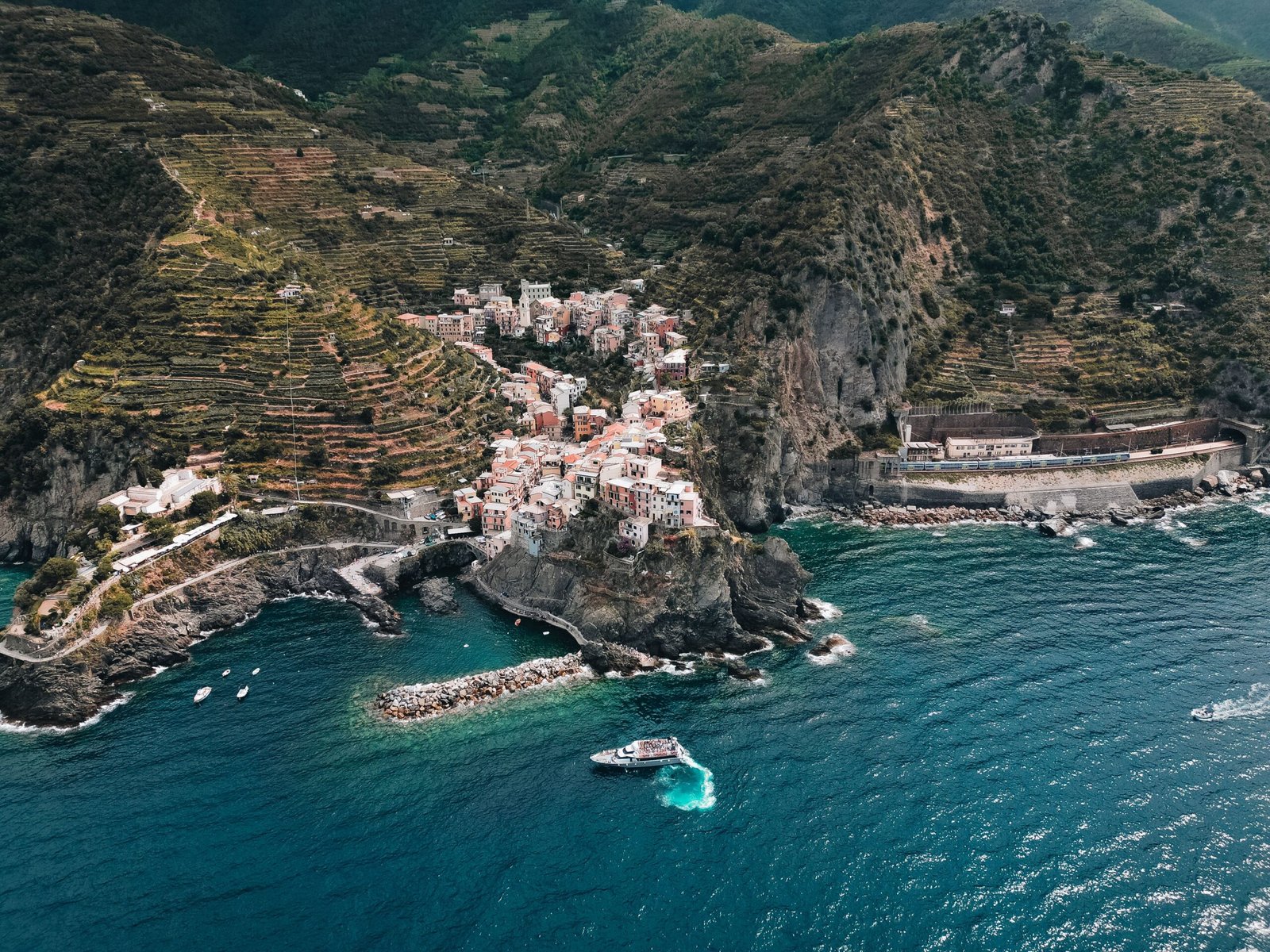 Take a boat trip from Monterosso to Riomaggiore for breathtaking sea views.