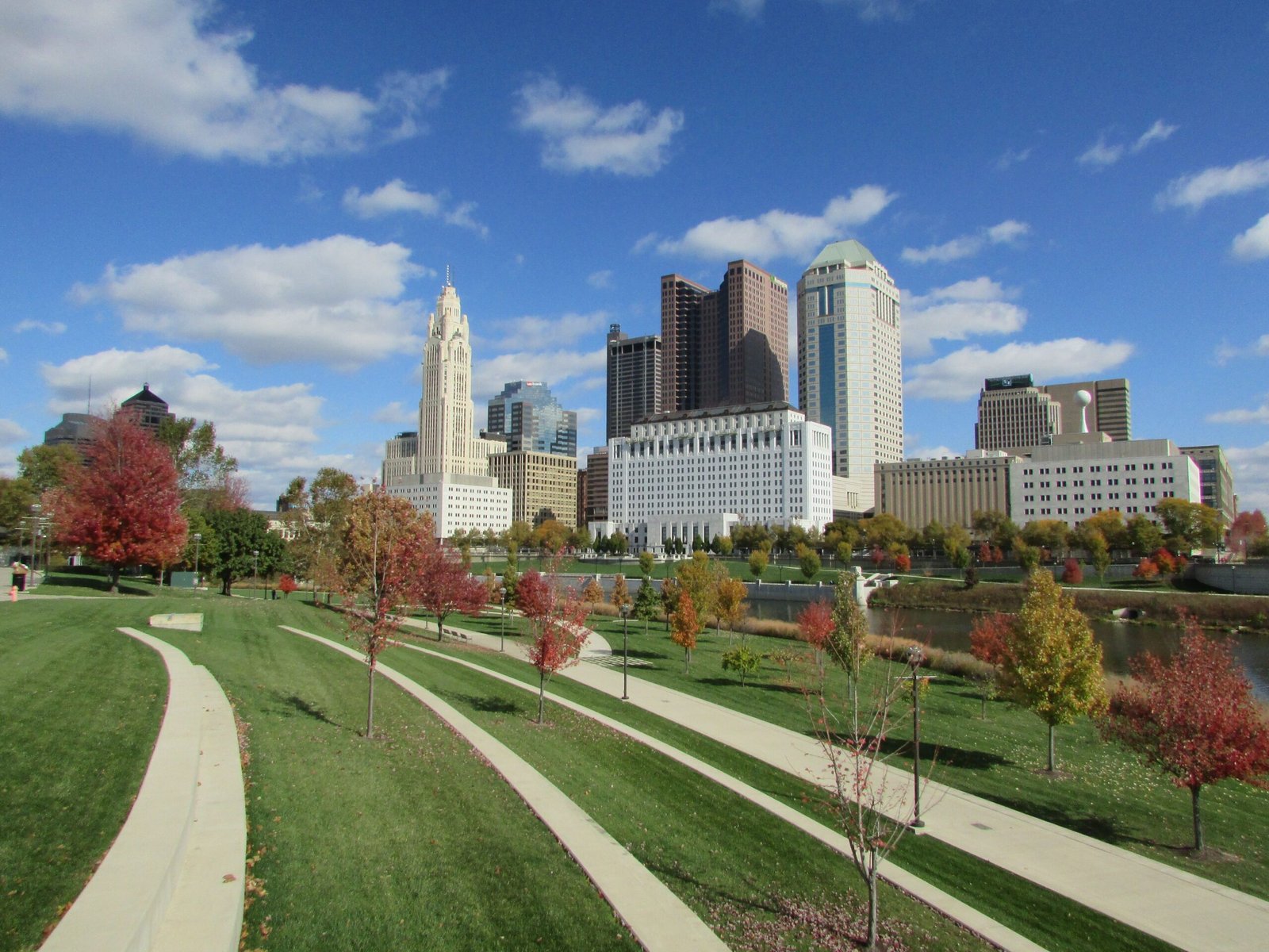 Wander around Smale Riverfront Park and enjoy the scenic views of the Ohio River