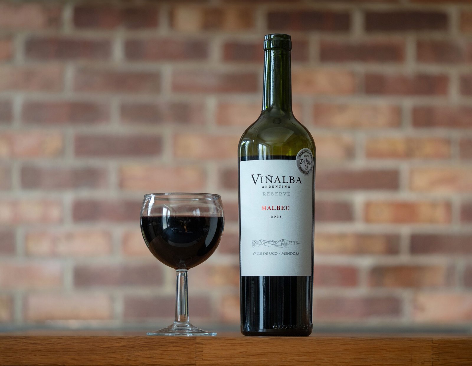 Enjoy a wine tasting tour at the vineyards in the Valle de Maldonado.