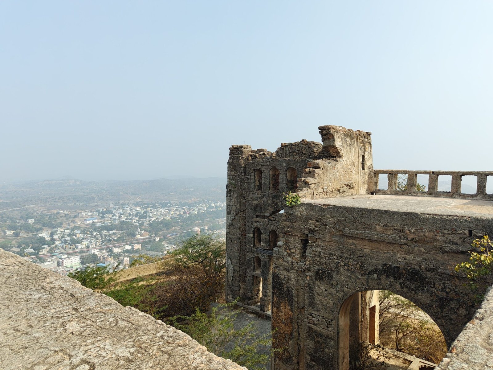 Explore the historic Bangalore Fort, a remnant of the city’s past