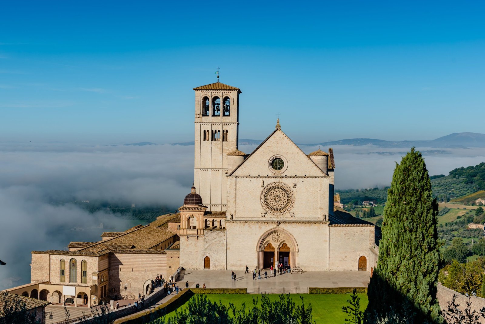 Visit the Basilica di San Nicola to see its beautiful architecture and learn about its history.