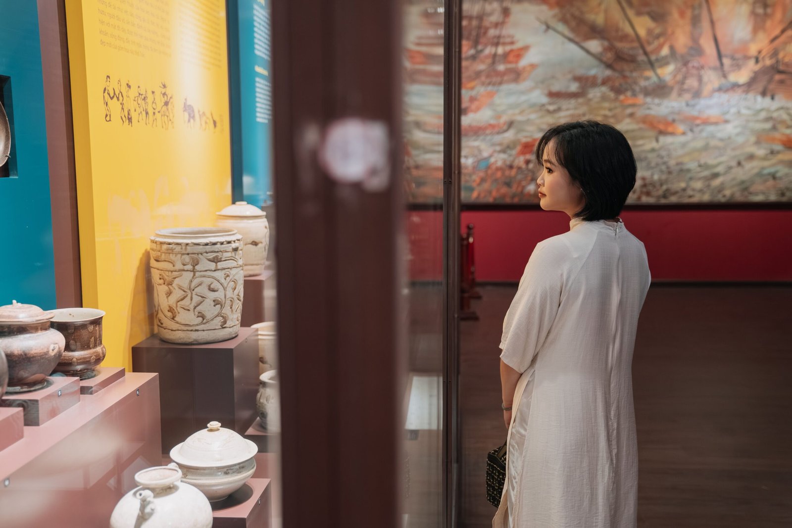 Visit the Shanghai Museum to explore ancient Chinese art and artifacts