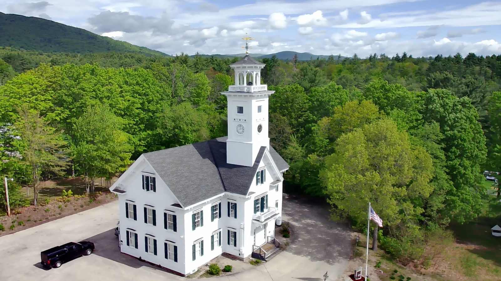 Visit the New Hampshire State House for a guided tour.