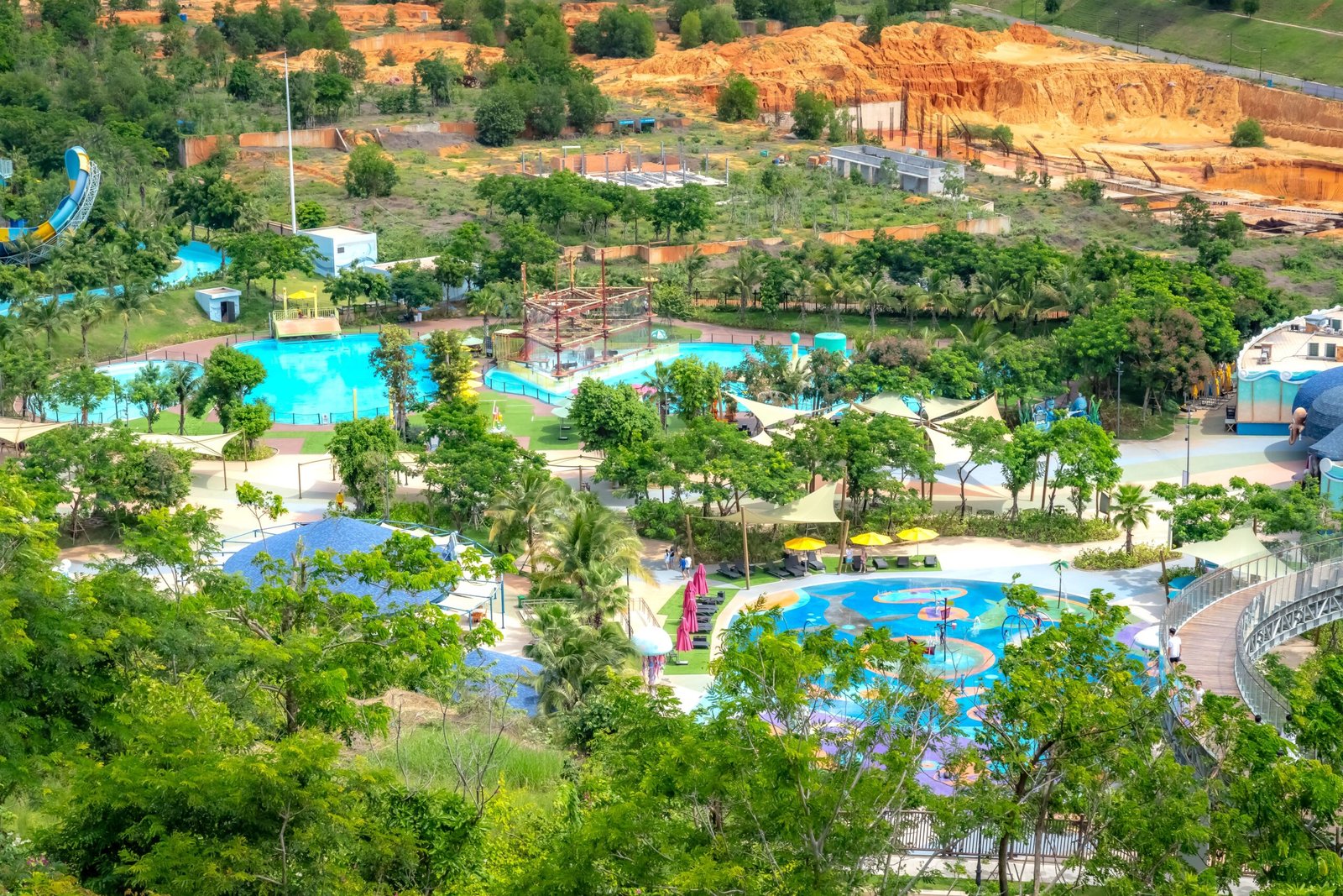 Enjoy thrilling rides and attractions at Cartoon Network Amazone Waterpark