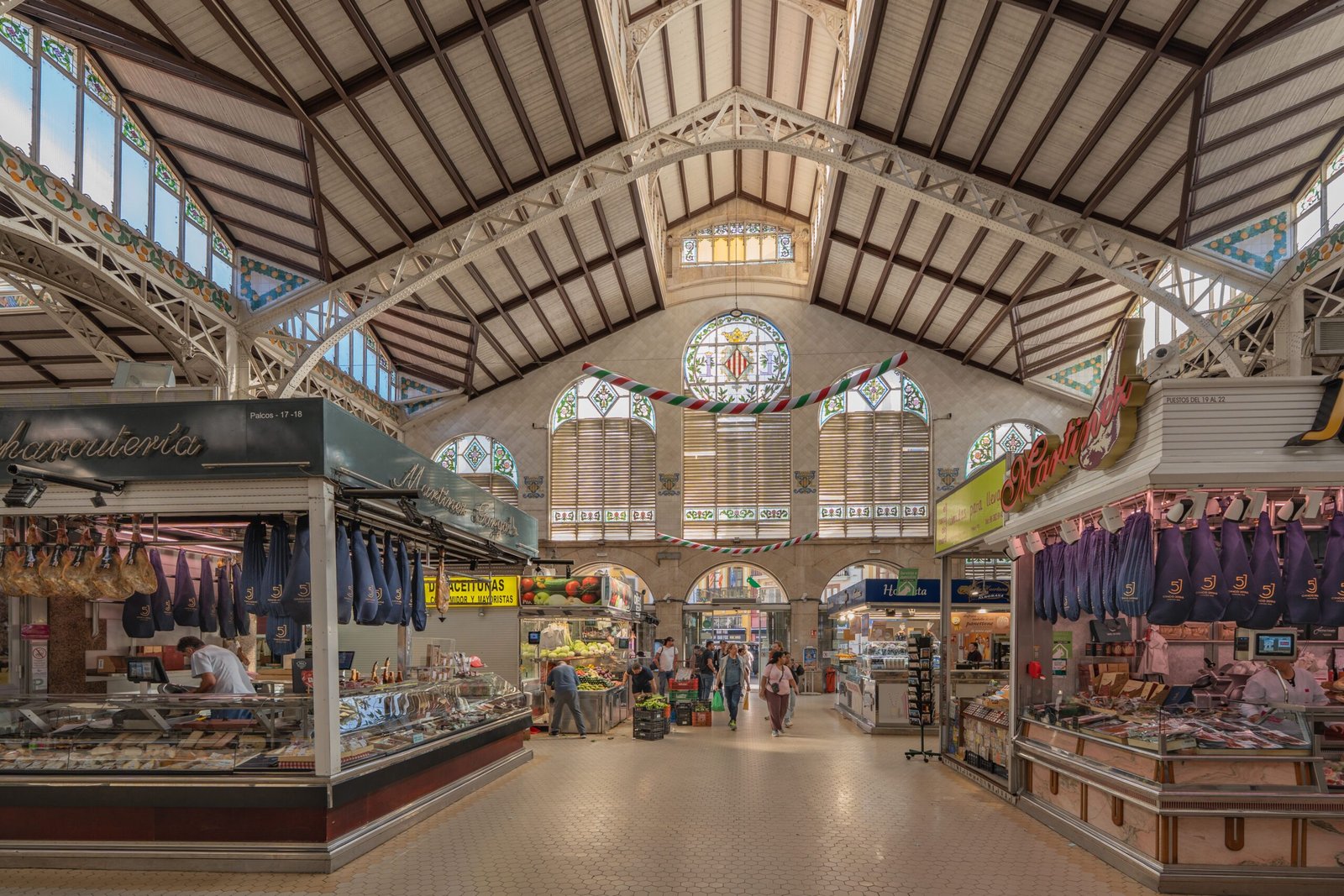 Experience the vibrant local cuisine at Mercado dos Escravos