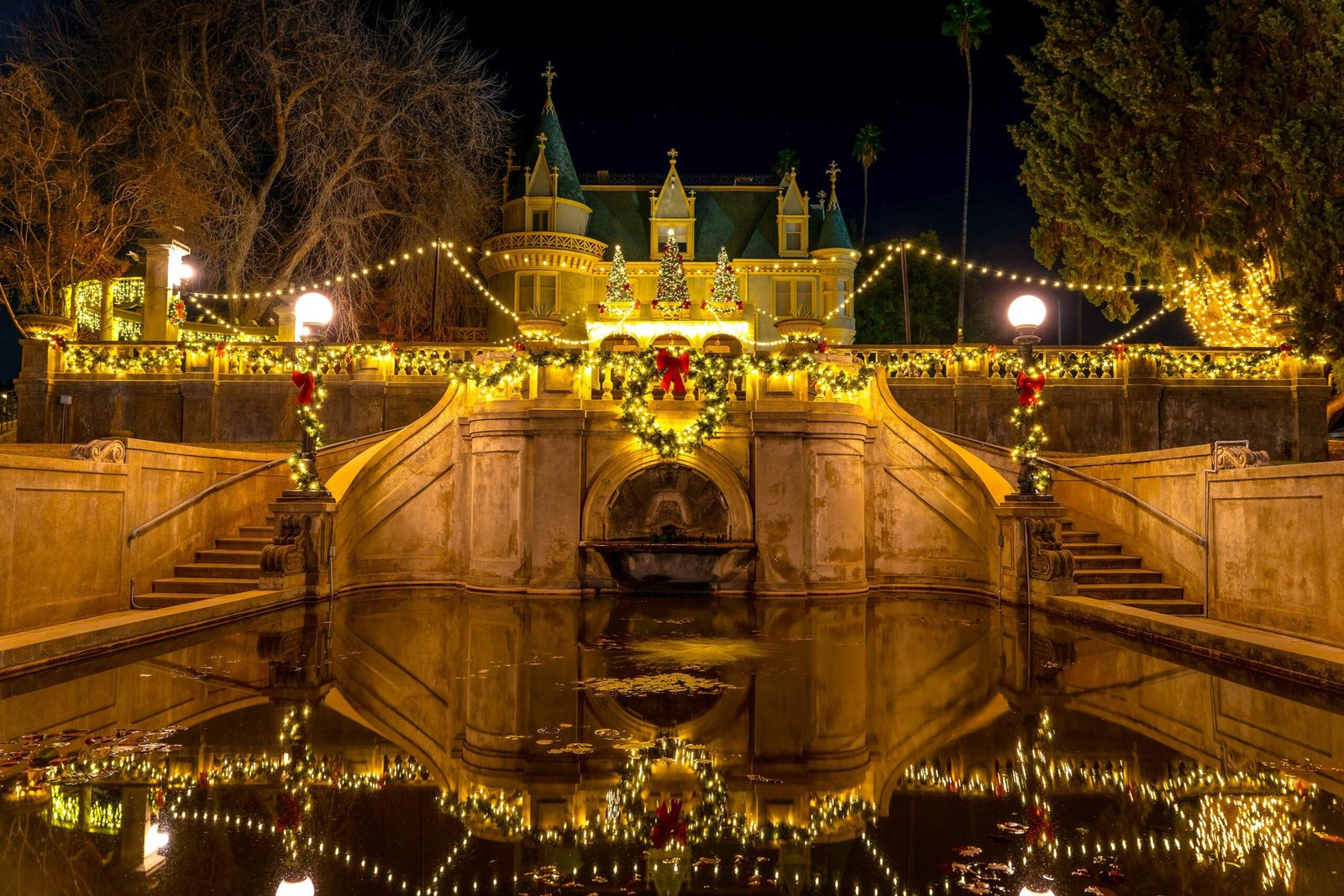 Tour the famous Kimberly Crest House and Gardens.