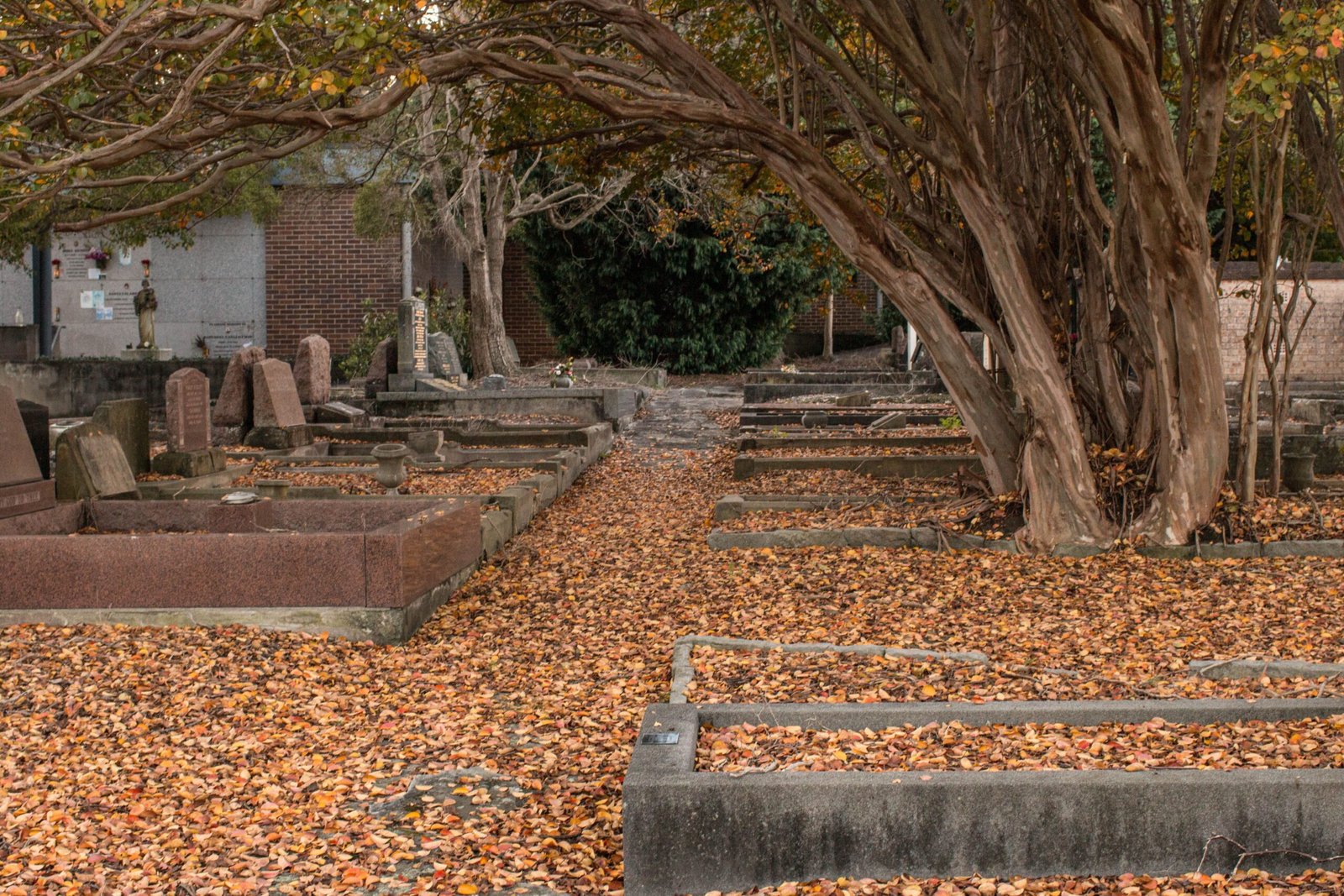 Visit the infamous Sleepy Hollow Cemetery to see the final resting place of Washington Irving.