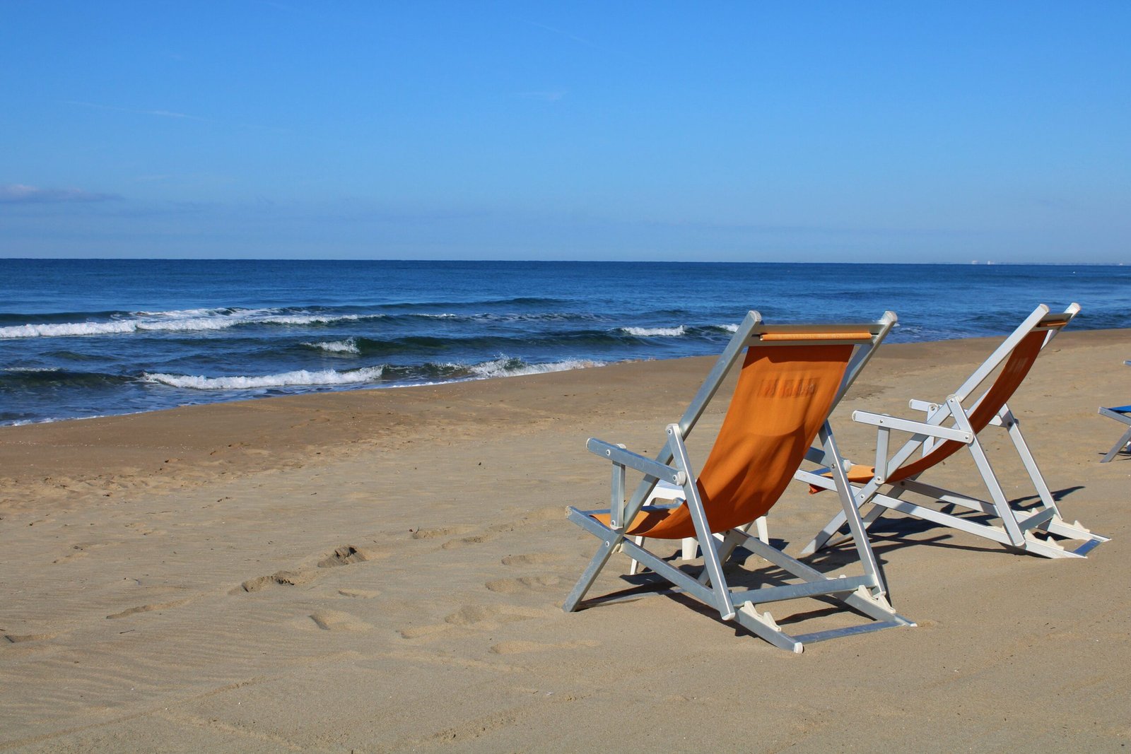 Relax on the sandy shores of Surfside Beach
