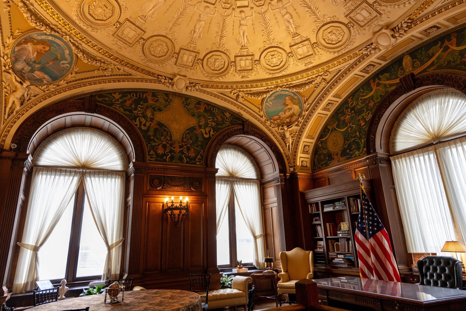 Discover the rich history of the National First Ladies' Library.