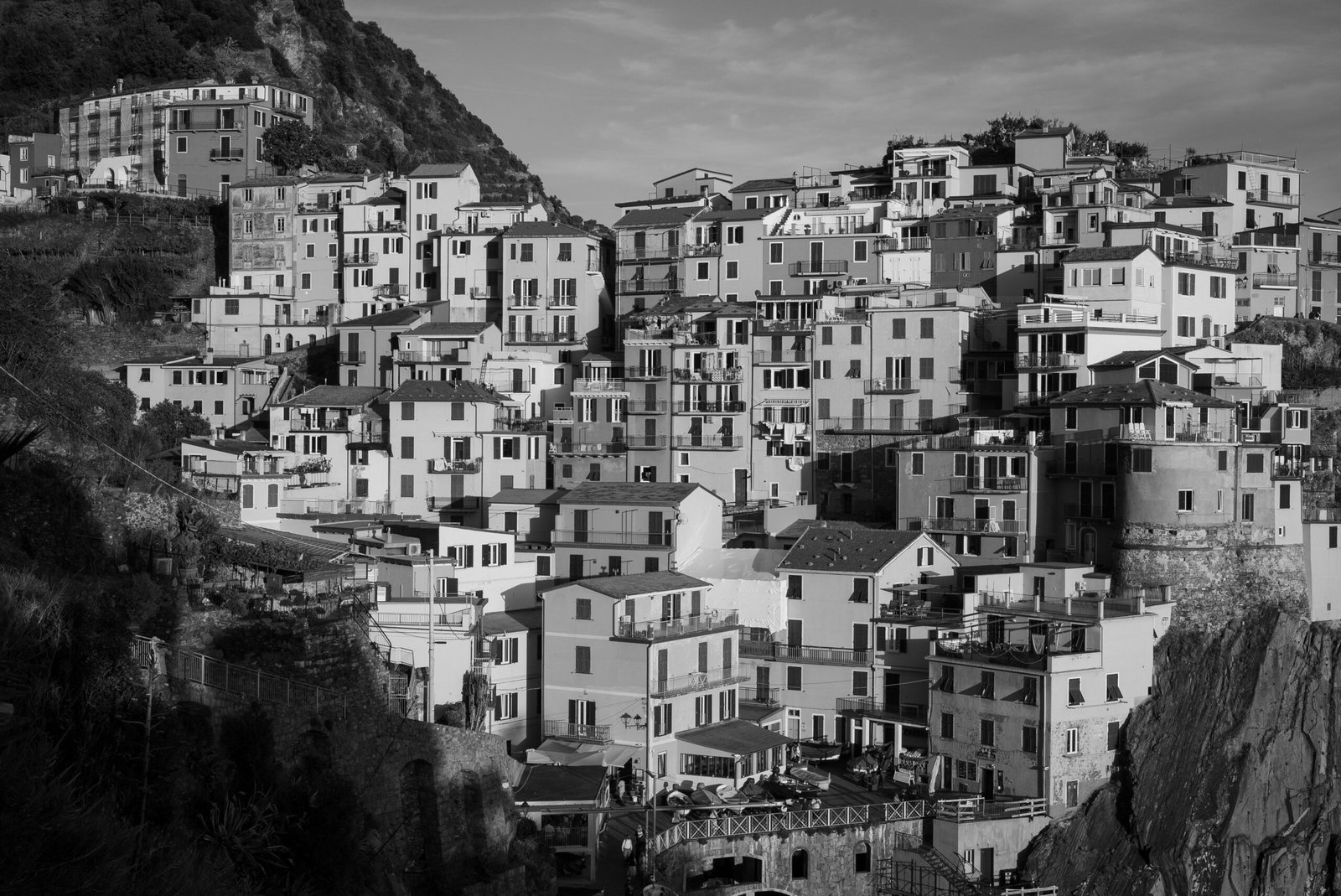Wander through the narrow streets of Manarola and admire its charm.