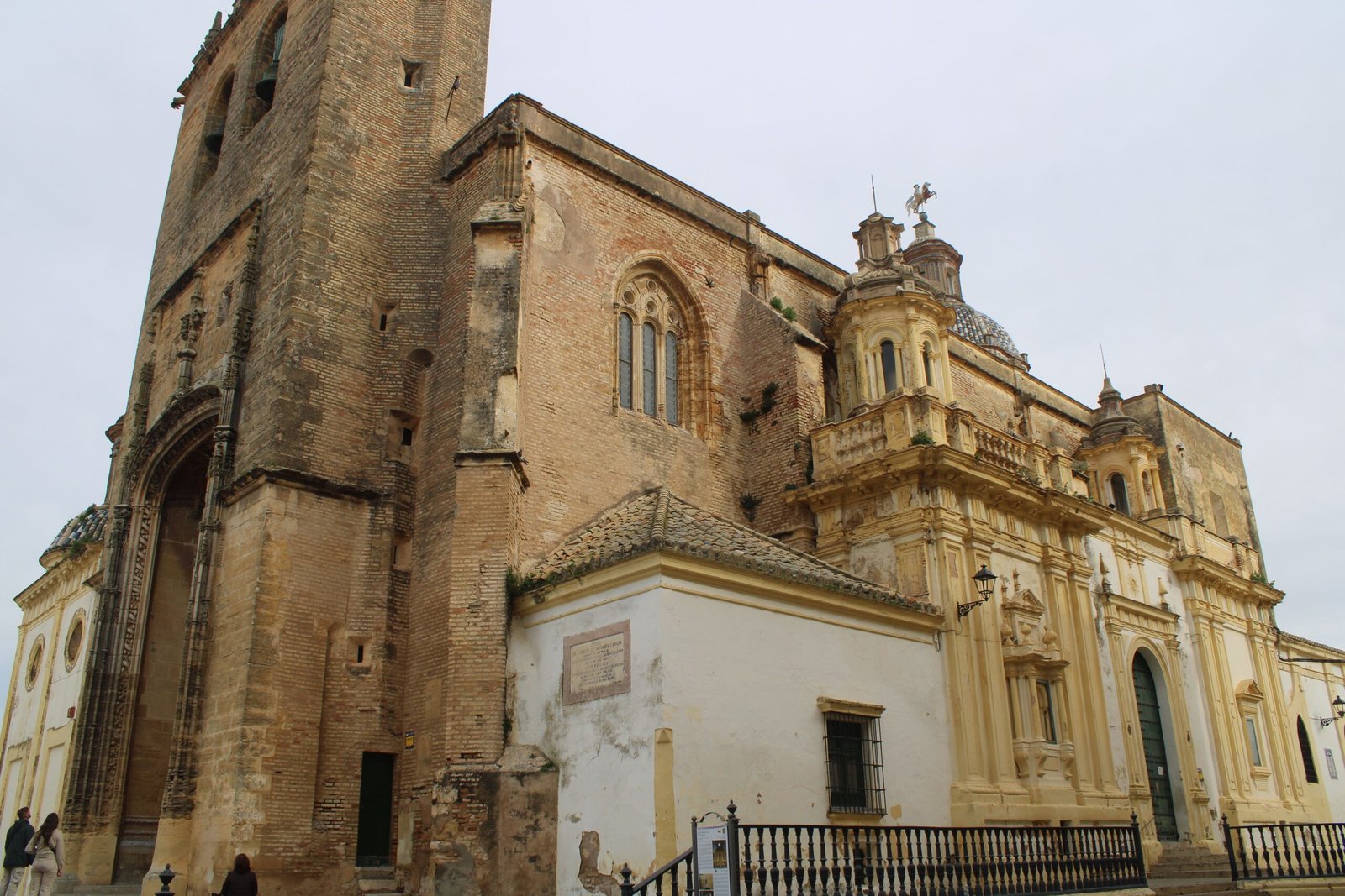 Visit the impressive Qorikancha (Temple of the Sun) and its modern church overlay
