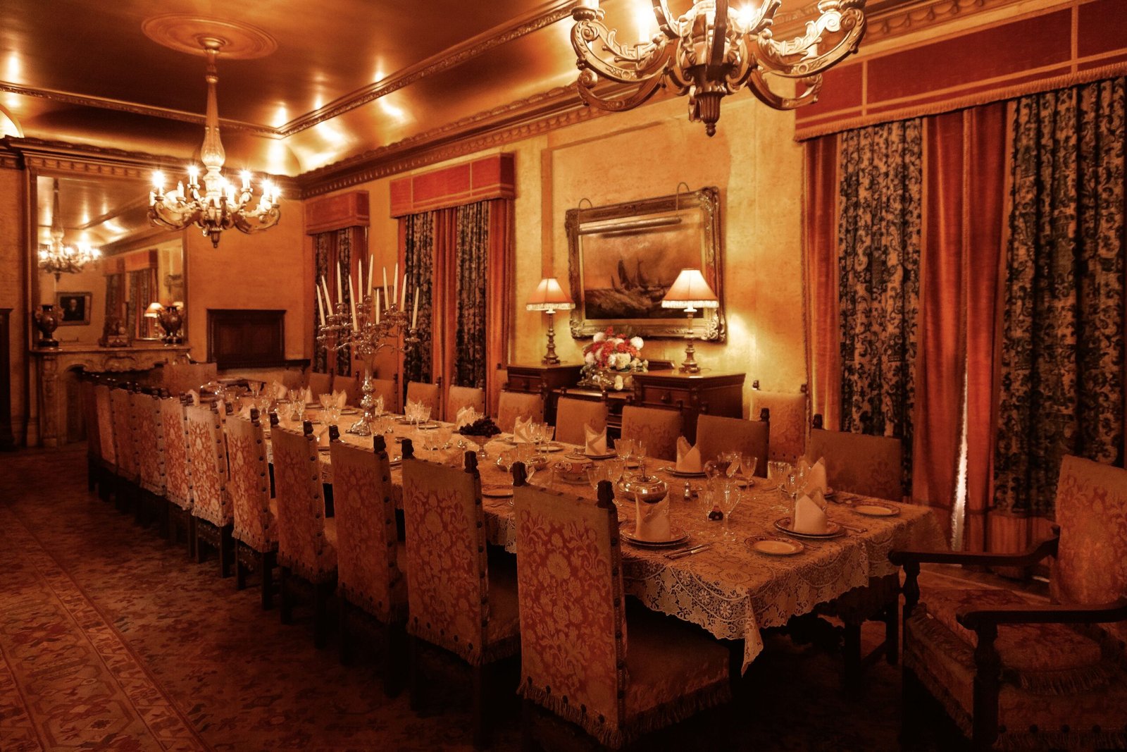 Enjoy fine dining at the 18th-century Wheatleigh Hotel