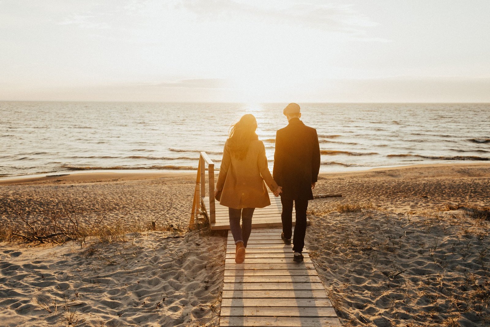 Stroll along the Silver Beach Boardwalk