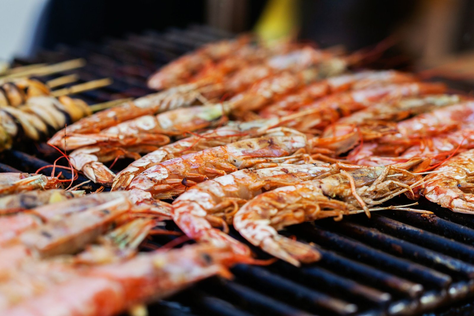 Enjoy fresh seafood at the 5 O’Clock Somewhere Bar & Grill